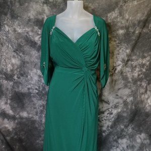 Size 20W Emerald Green MacDuggal Evening Dress